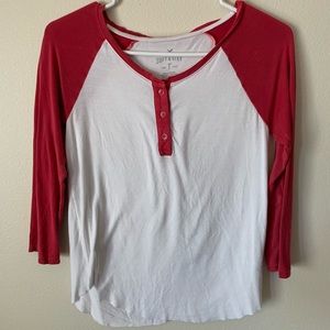 American Eagle baseball long sleeve